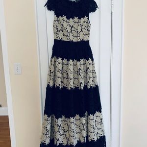 Alice and Olivia floral lace gown dress